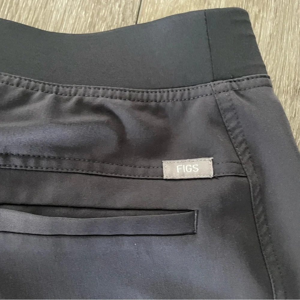 FIGS Axim Cargo Scrub Pants Technical Collection Size XL Grey